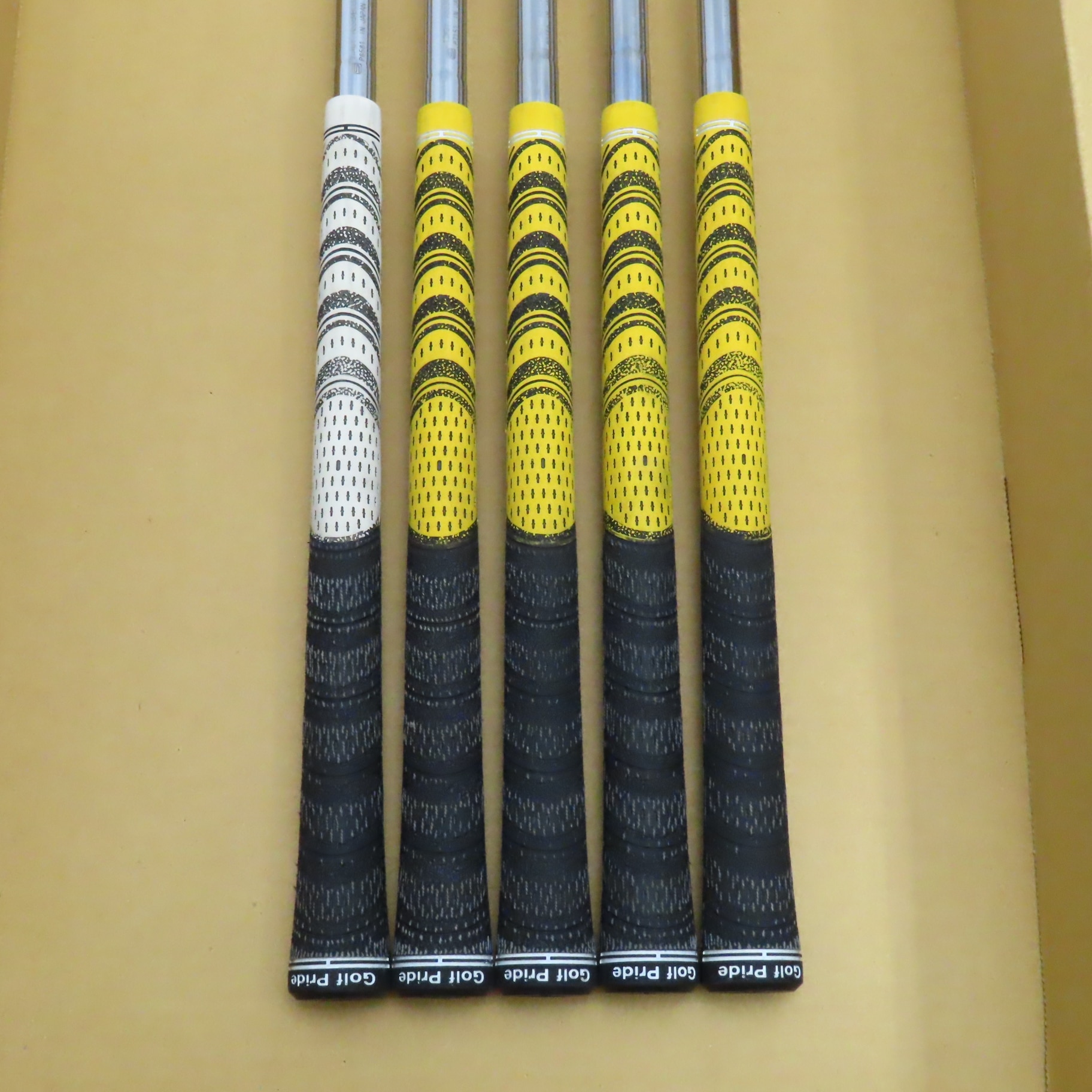 中古】MizunoPro 225 アイアン Dynamic Gold 95 27 S200 CD(アイアン