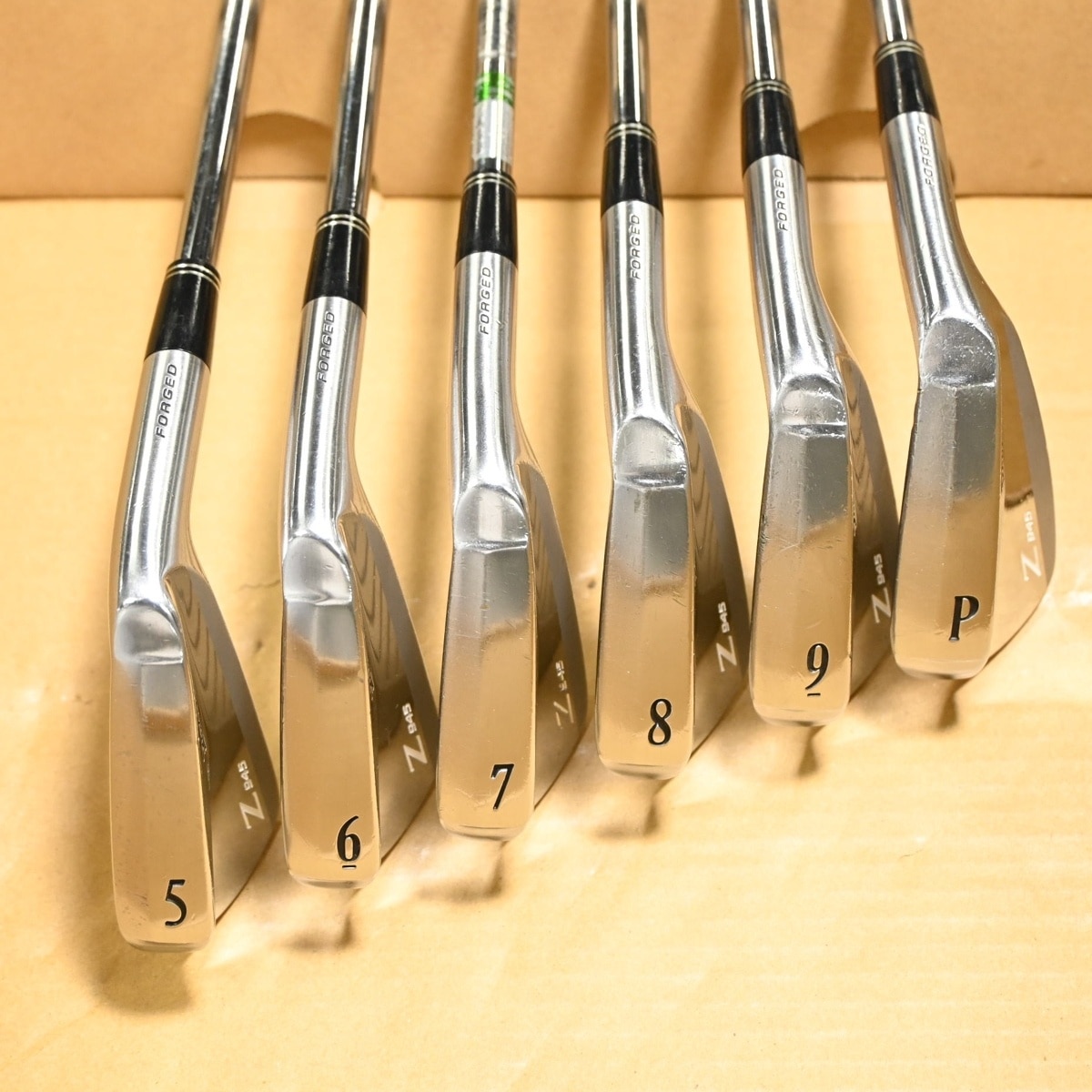 中古】スリクソン Z945 アイアン Dynamic Gold TOUR ISSUE Design