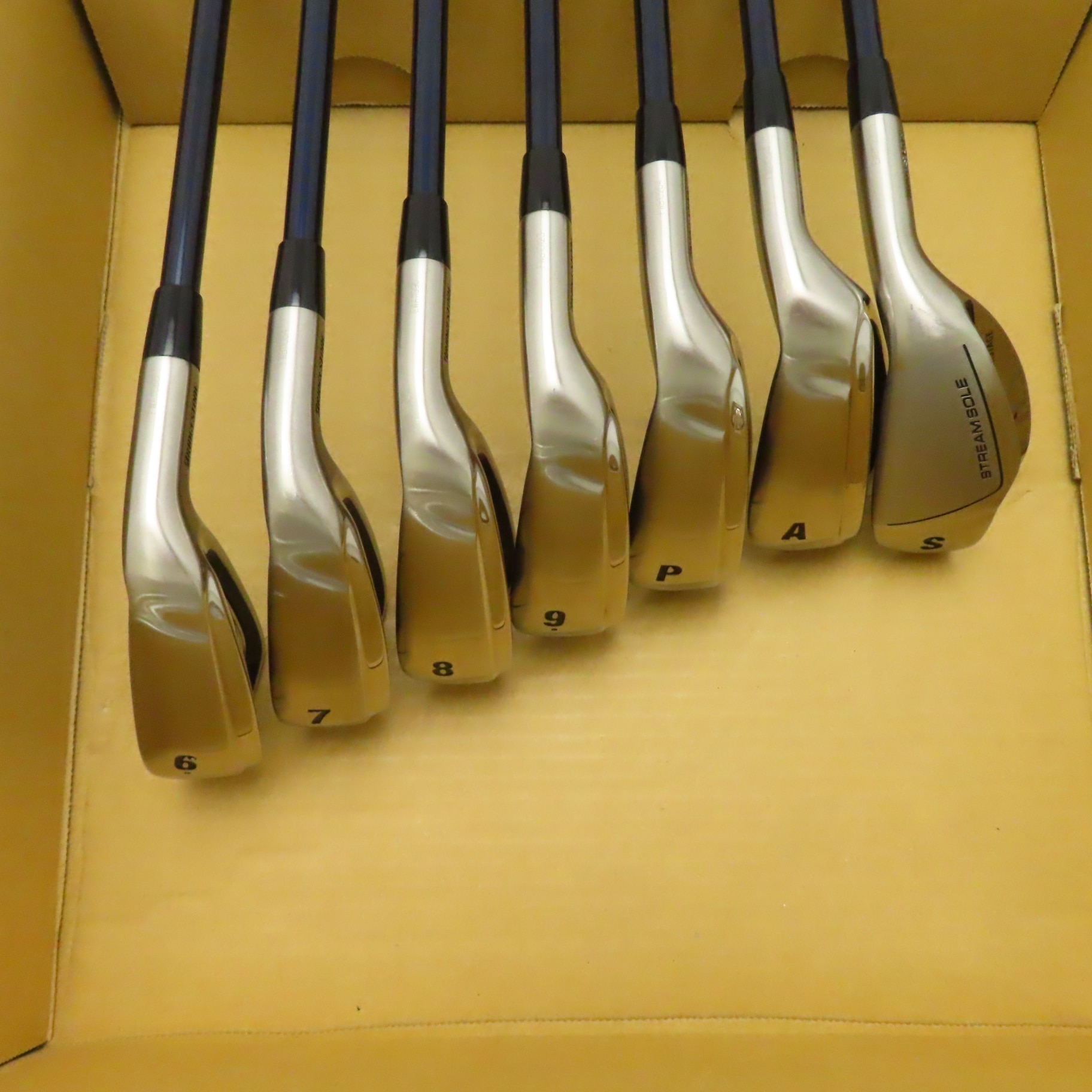 中古】TOURSTAGE ViQ(2021） アイアン カーボンシャフト 26 SR C
