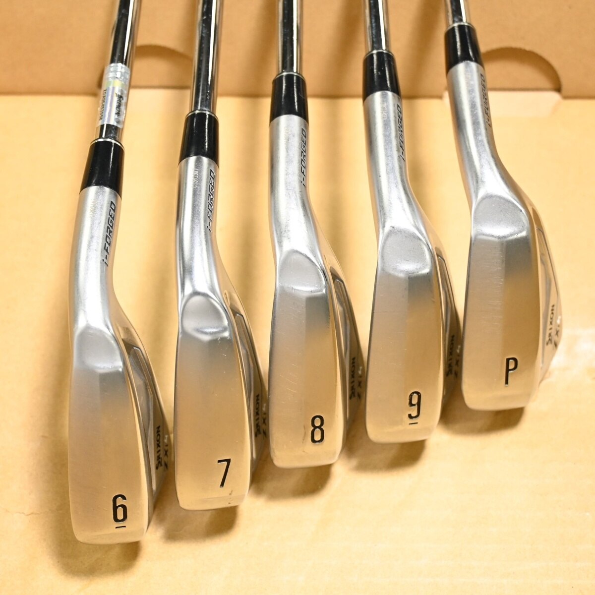 中古】スリクソン ZXi4 アイアン AMT TOUR WHITE 25.5 S200 C(アイアン