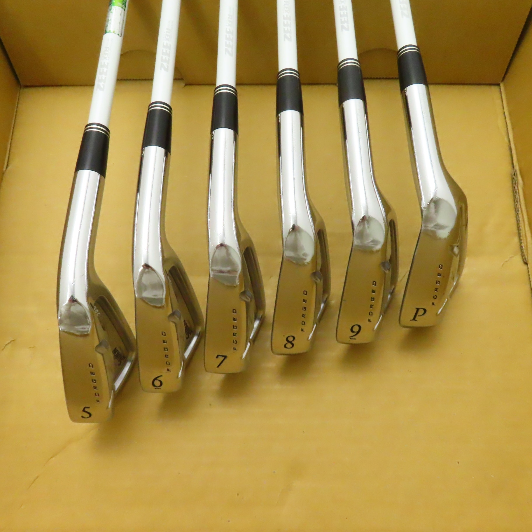 中古】スリクソン Z725 アイアン Miyazaki KENA Blue 8 25 SR C