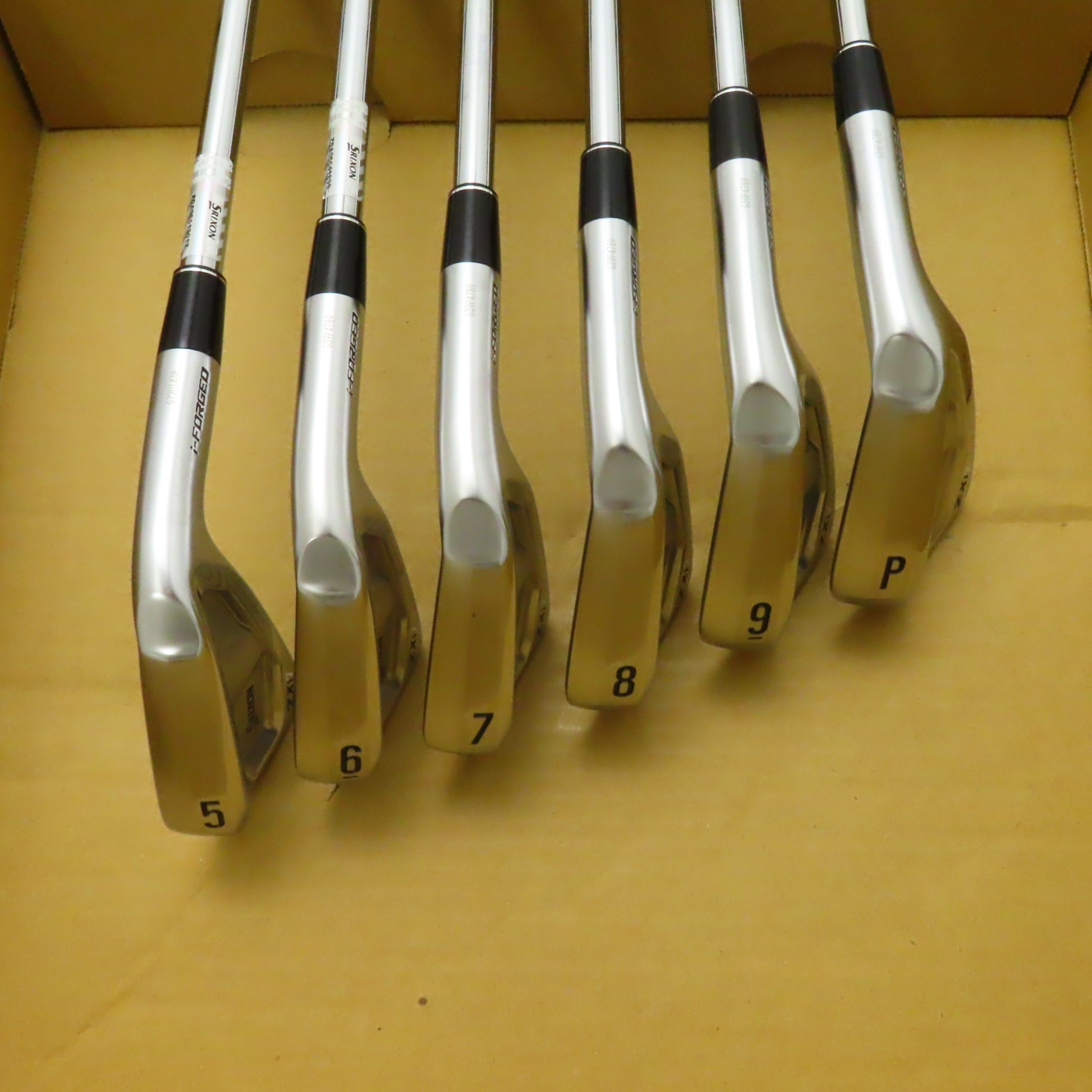 中古】スリクソン ZXi7 アイアン Dynamic Gold 85 25 R300 BC(アイアン