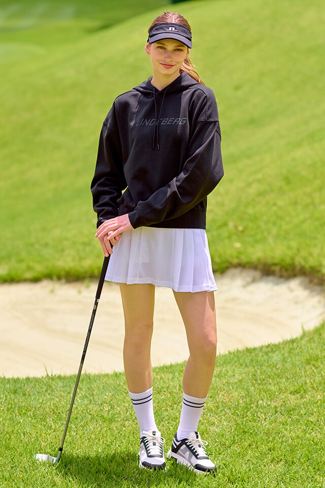 祝日価格★新品タグ付き★ ゴルフ　トップス　S サイズ　J.LINDEBERG 祝日価格☆新品タグ付き☆ ゴルフ トップス S サイズ J